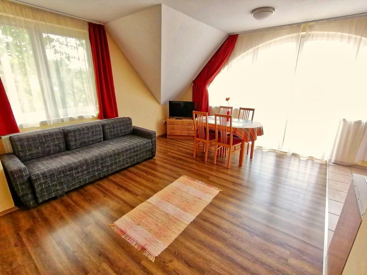 Villa Aida Apartman Hajdúszoboszló Εξωτερικό φωτογραφία