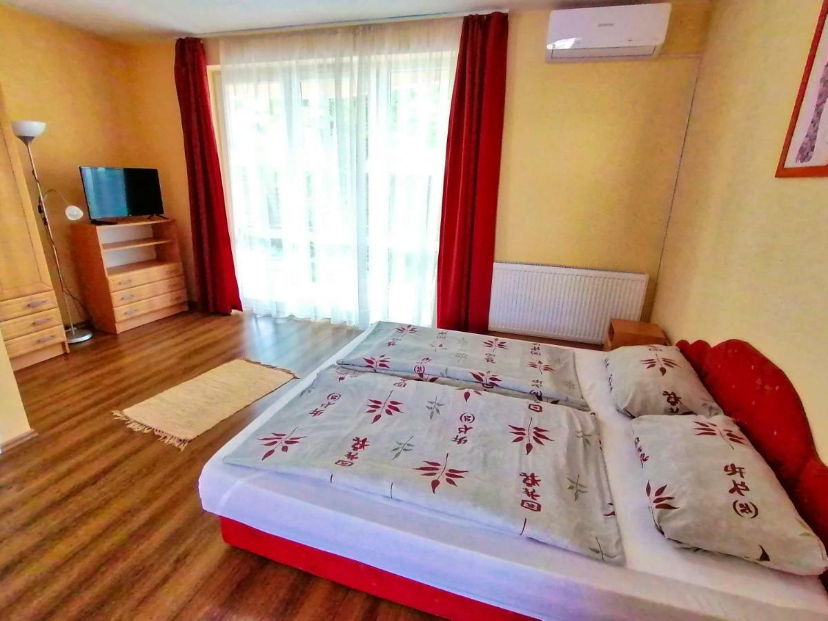 Villa Aida Apartman Hajdúszoboszló Εξωτερικό φωτογραφία