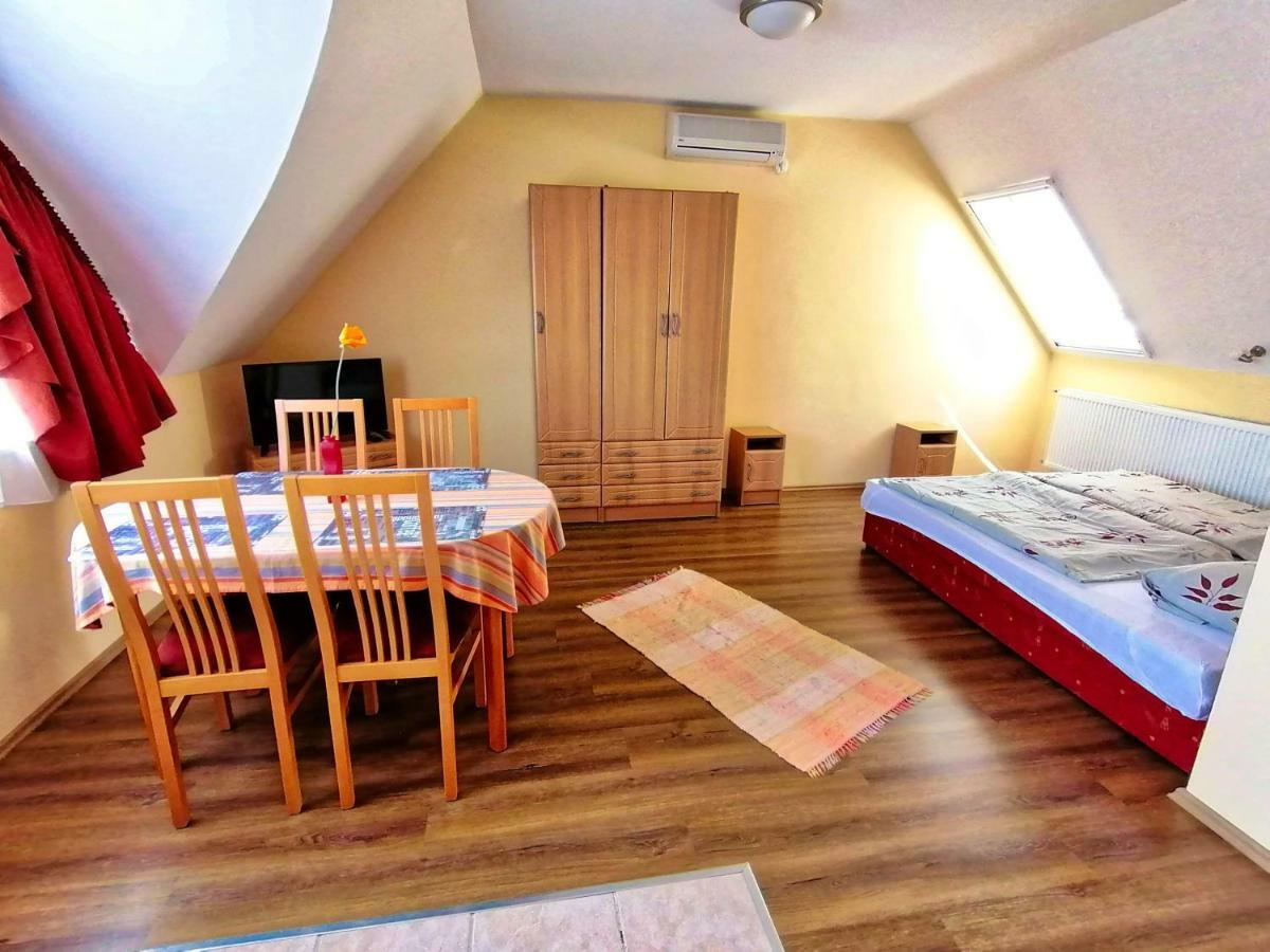 Villa Aida Apartman Hajdúszoboszló Εξωτερικό φωτογραφία