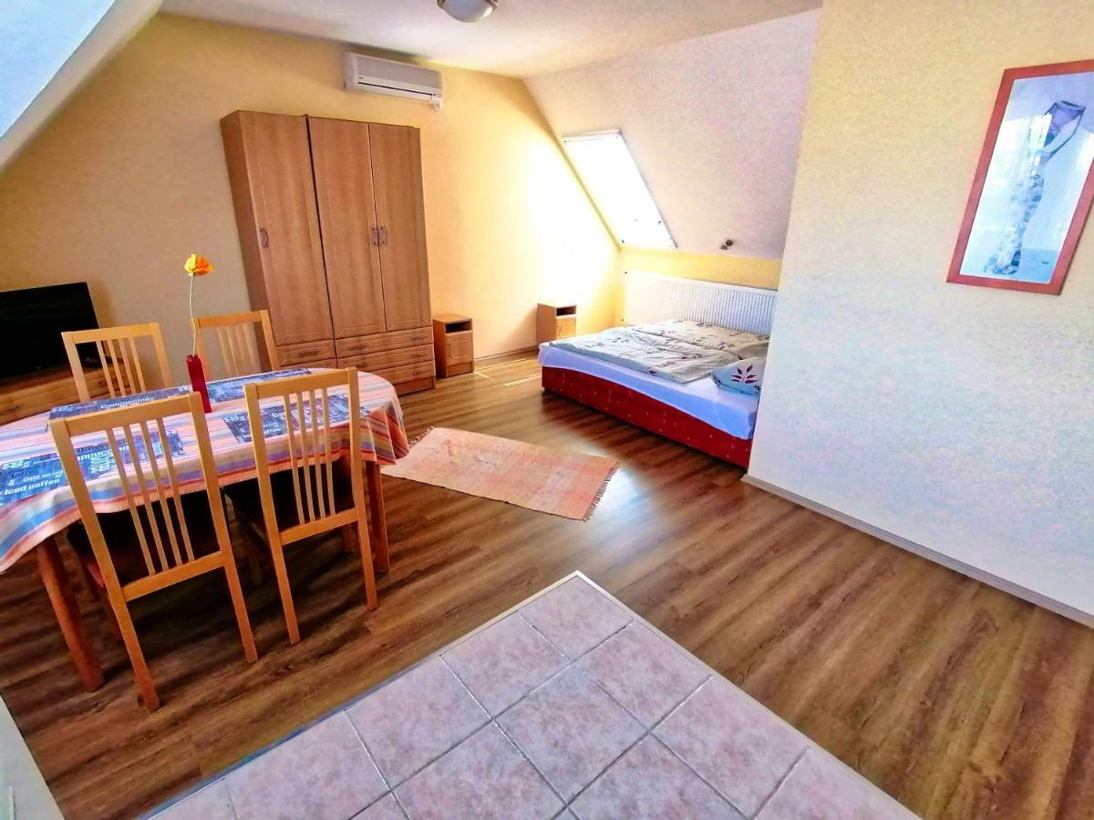 Villa Aida Apartman Hajdúszoboszló Εξωτερικό φωτογραφία