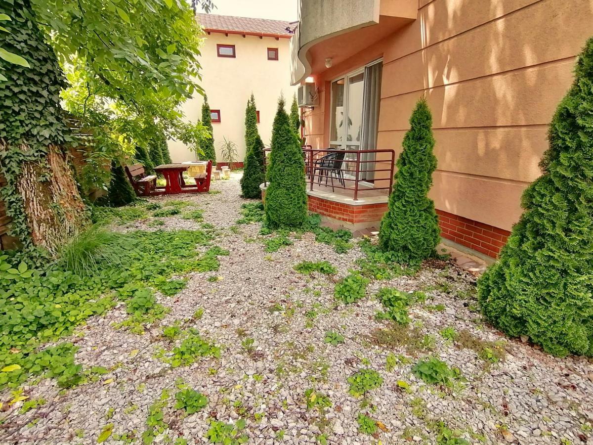 Villa Aida Apartman Hajdúszoboszló Εξωτερικό φωτογραφία