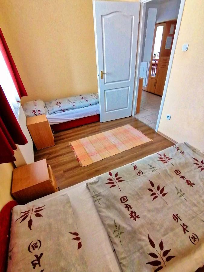 Villa Aida Apartman Hajdúszoboszló Εξωτερικό φωτογραφία